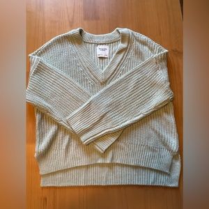 Abercrombie light green sweater